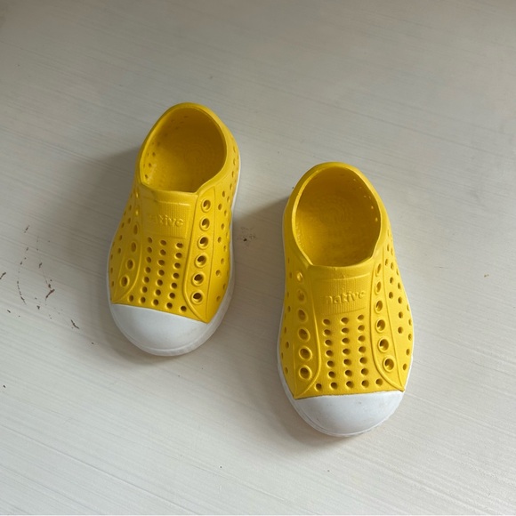 Native Kids Yellow Slip-On Water Shoes with White Toe - Picture 4 of 5